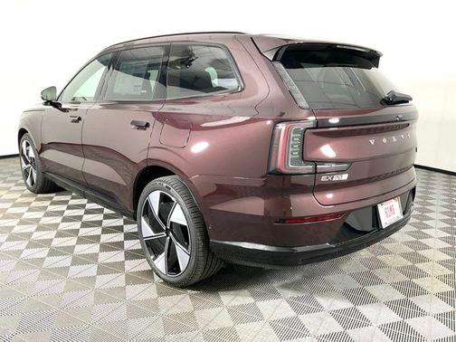 2025 Volvo EX90 Twin Motor Performance Ultra 6-Seater