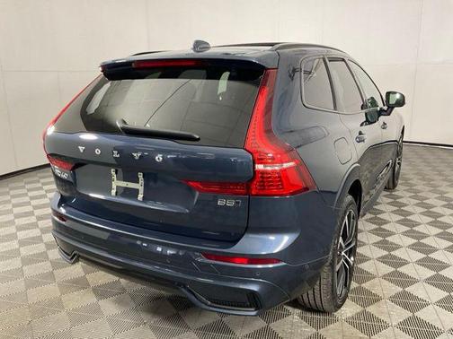 Denim Blue Metallic 2025 Volvo XC60 B5 Plus