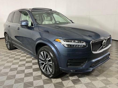 2021 Volvo XC90 T5 Momentum