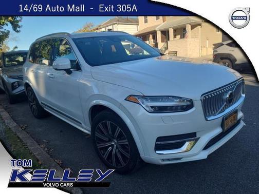 2024 Volvo XC90 B6 Core Bright Theme
