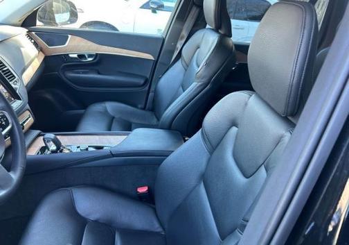 2023 Volvo XC90 B6 Plus 7-Seater