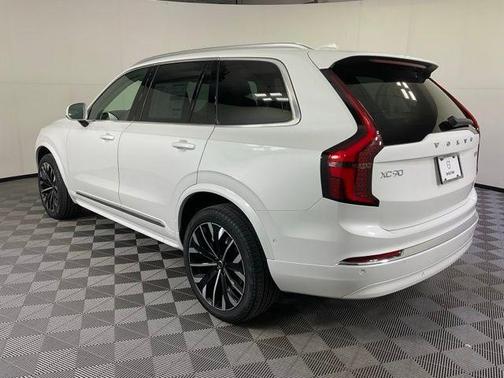 2026 Volvo XC90 B6 Ultra 7-Seater