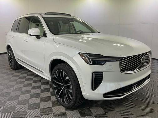 2026 Volvo XC90 B6 Ultra 7-Seater