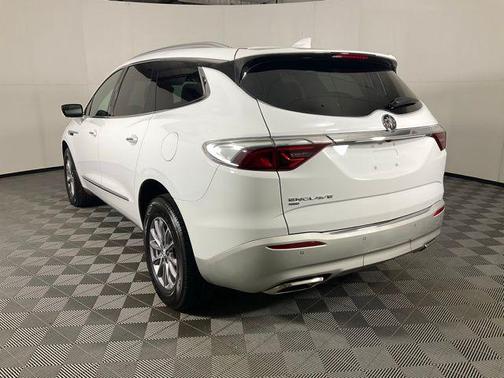 2024 Buick Enclave Essence AWD