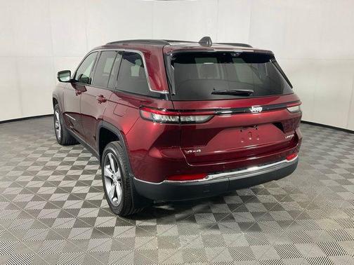Velvet Red Pearlcoat 2024 Jeep Grand Cherokee Limited