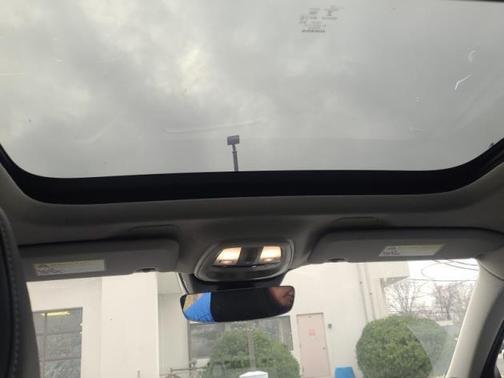 2023 Volvo XC40 B5 Plus Dark Theme