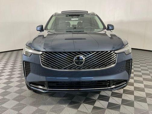 2026 Volvo XC90 B5 Plus 7-Seater