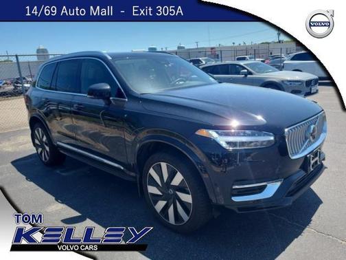 2024 Volvo XC90 Recharge Plug-In Hybrid T8 Plus Bright Theme 7-Seater