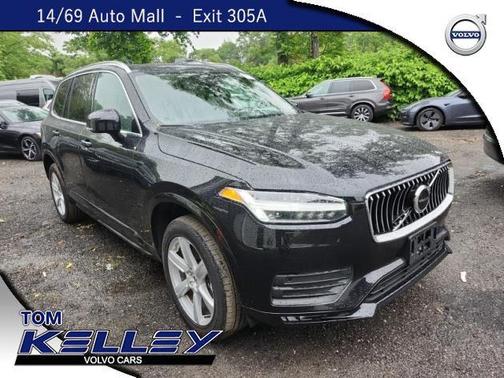 2023 Volvo XC90 B6 Core