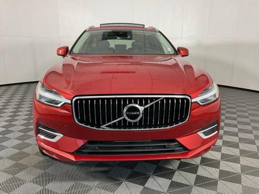 2019 Volvo XC60 Recharge Plug-In Hybrid T8 Inscription