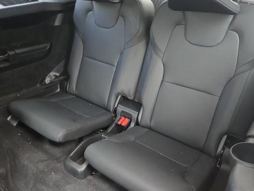 2024 Volvo XC90 B6 Plus Bright Theme 6-Seater
