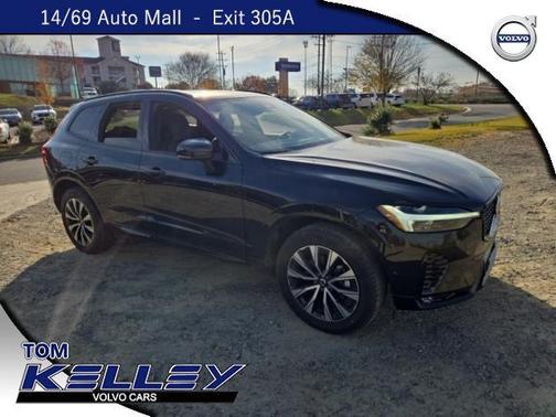 2024 Volvo XC60 B5 Plus Dark Theme