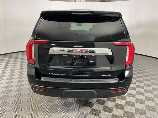 Onyx Black 2022 GMC Yukon XL SLE