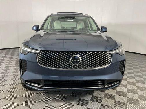 2026 Volvo XC90 Ultra, B6 AWD Gas (mild hybrid), Gasoline, Bright, 7 Seats