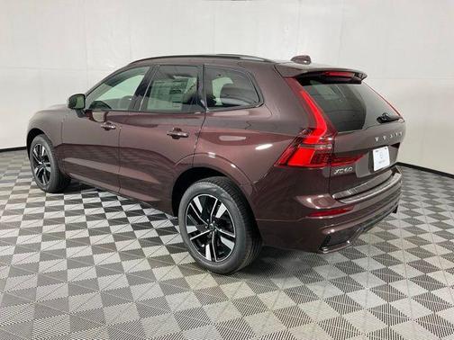 2026 Volvo XC60 B5 Core