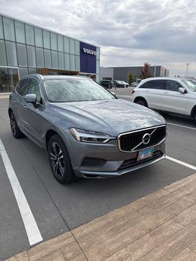 2020 Volvo XC60 T5 Momentum