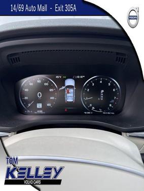2020 Volvo XC60 T5 Momentum