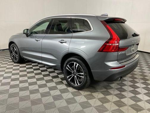 2020 Volvo XC60 T5 Momentum