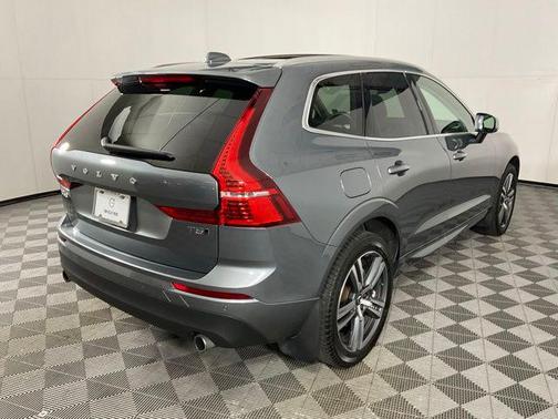 Osmium Grey Metallic 2021 Volvo XC60 T5 Momentum