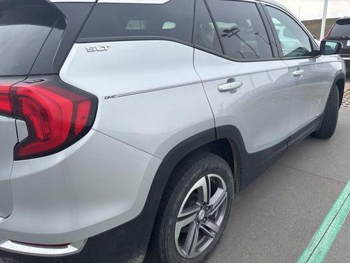 Quicksilver Metallic 2020 GMC Terrain SLT