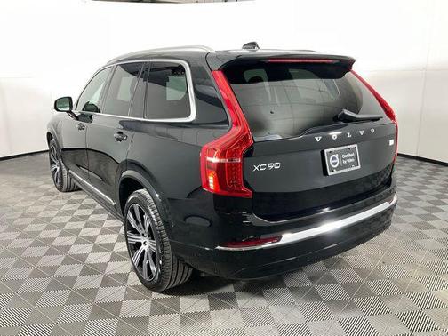 2023 Volvo XC90 Recharge Plug-In Hybrid T8 Plus Bright Theme 7-Seater