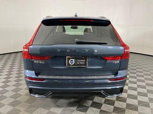 2025 Volvo XC60 Plug-In Hybrid T8 Ultra