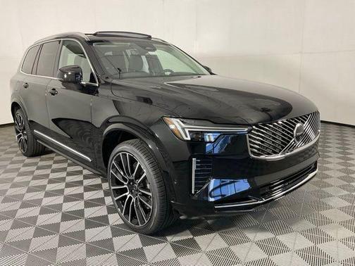 2026 Volvo XC90 B6 Plus 7-Seater