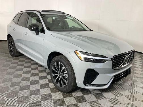 2025 Volvo XC60 B5 Core
