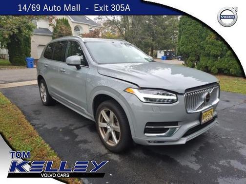 2024 Volvo XC90 B5 Core Bright Theme