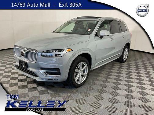 2024 Volvo XC90 B5 Core Bright Theme