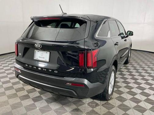 2021 Kia Sorento LX