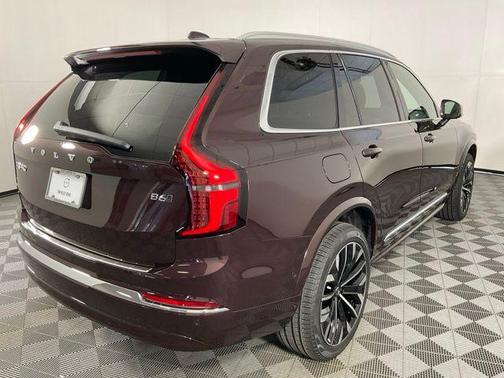 2026 Volvo XC90 B6 Plus 6-Seater