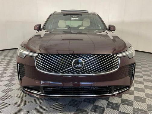 2026 Volvo XC90 B6 Plus 6-Seater