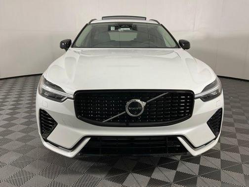 2025 Volvo XC60 Plug-In Hybrid Ultra
