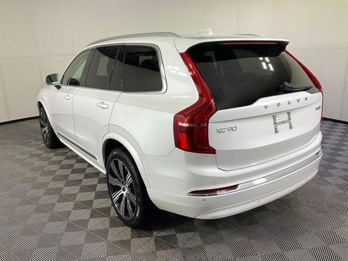 2025 Volvo XC90 B6 Ultra