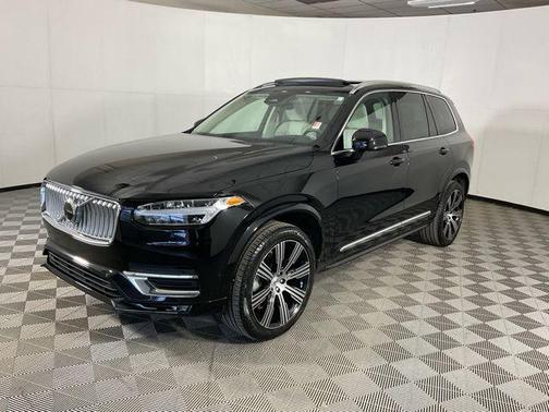 2023 Volvo XC90 B6 Ultimate 7-Seater