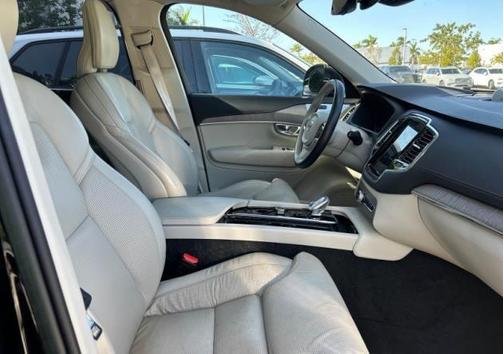 2023 Volvo XC90 B6 Ultimate 7-Seater