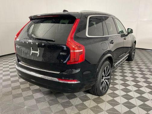 2024 Volvo XC90 B5 Core Bright Theme