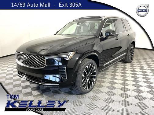 2025 Volvo XC90 Plug-In Hybrid T8 Plus 6-Seater