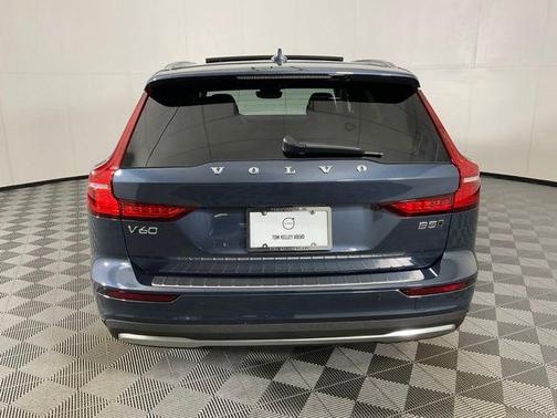 2026 Volvo V60 Cross Country B5 Plus