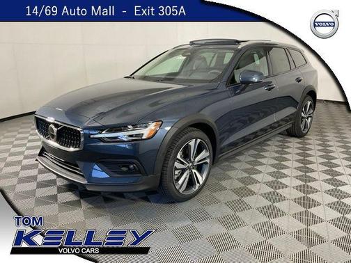 2026 Volvo V60 Cross Country B5 Plus
