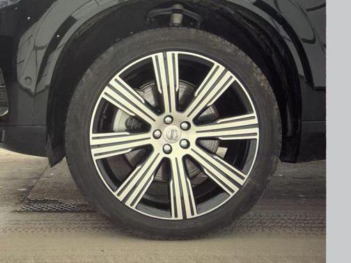 2023 Volvo XC90 Recharge Plug-In Hybrid T8 Plus Bright Theme 7-Seater