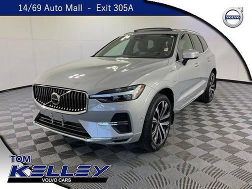 2023 Volvo XC60 Recharge Plug-In Hybrid T8 Ultimate Bright Theme