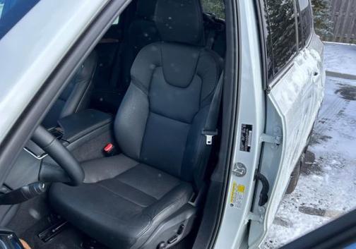 2024 Volvo XC90 Recharge Plug-In Hybrid T8 Plus Bright Theme 7-Seater