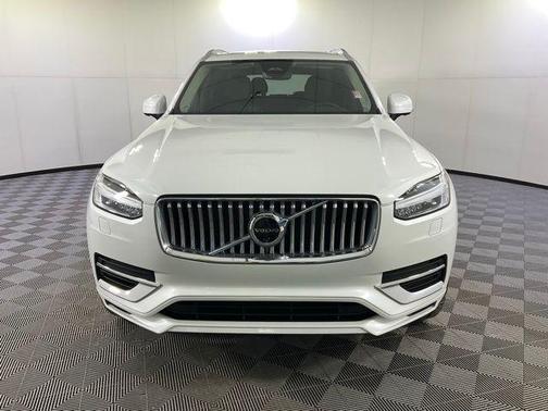 2024 Volvo XC90 Recharge Plug-In Hybrid T8 Plus Bright Theme 7-Seater