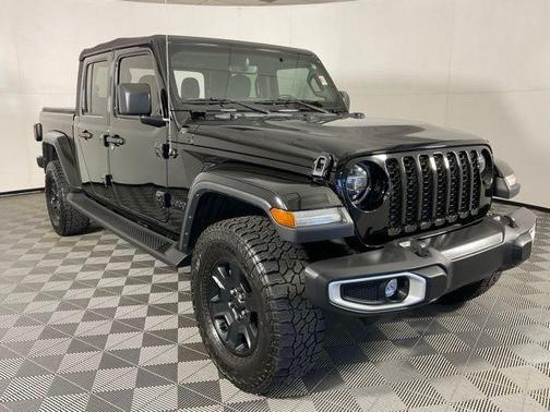 2022 Jeep Gladiator Sport S