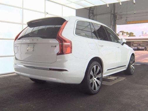 2023 Volvo XC90 B6 Ultimate 7-Seater