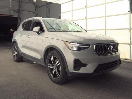 Silver 2025 Volvo XC40 B5 Core