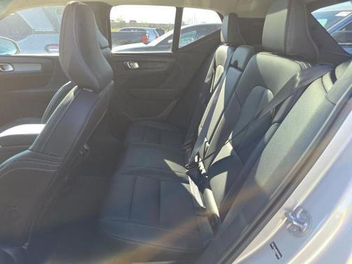 Silver 2025 Volvo XC40 B5 Core