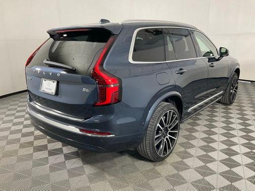 2026 Volvo XC90 B6 Plus 7-Seater